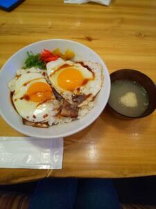 今治名物焼豚玉子飯